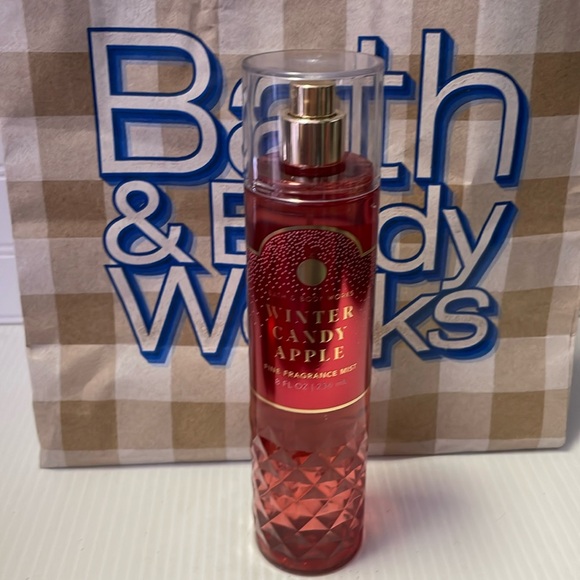 B&BW- Winter Candy Apple Fine Fragrance Mist-8 oz bottle - Picture 2 of 9
